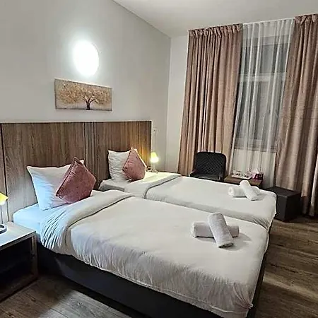 Hotel Sir Lujerului 2*