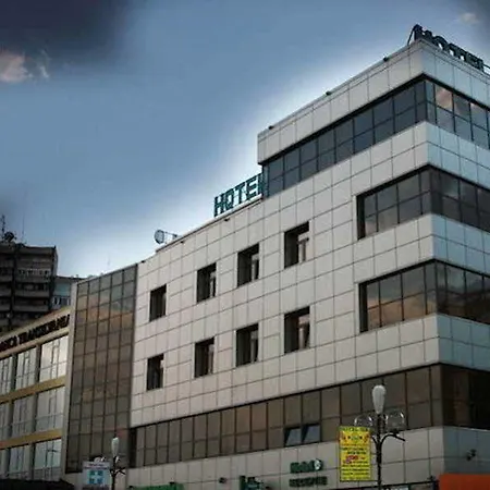 Hotell Sir Lujerului 2*