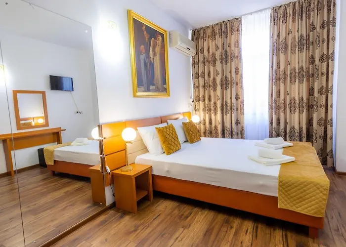 Sir Lujerului Βουκουρέστι