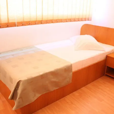 Sir Lujerului Bukarest