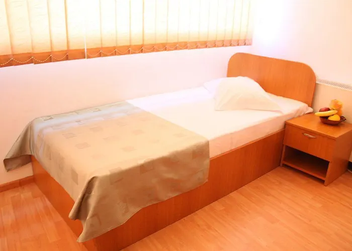 Sir Lujerului 부쿠레슈티